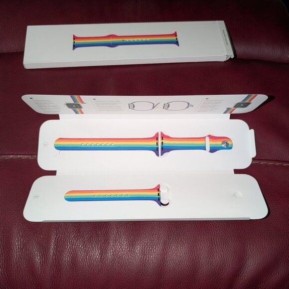 NEW Apple Watch Edition Sport Band for 44mm - Pride Rainbow LGBTQ Advocacy - Picture 3 of 6